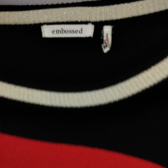 Embossed multi striped bell sleeve sweater M - Picture 5 of 5